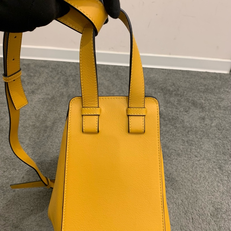 99新 LOEWE 羅意威 黃色吊床包 中號 手提單肩斜挎包 編碼18 底長28-9