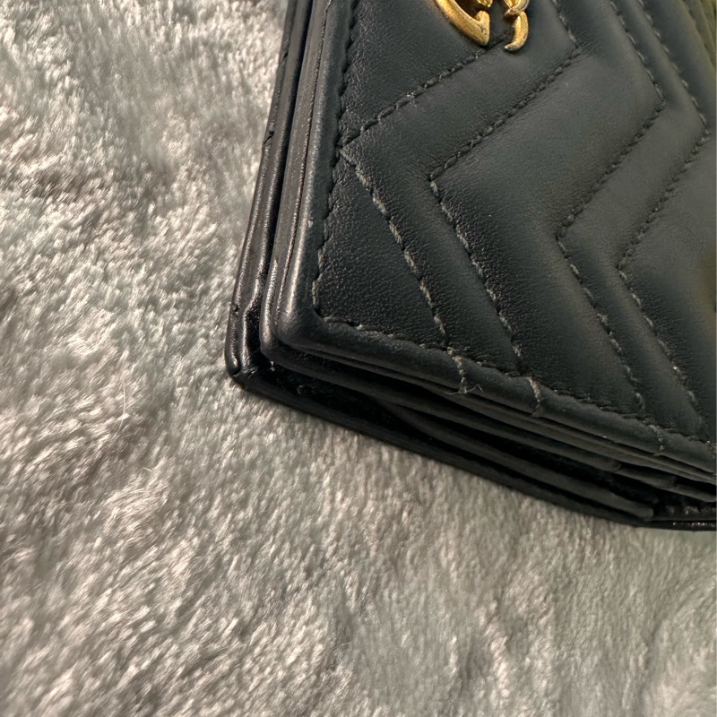 Gucci 黑色marmont 金釦短夾-12