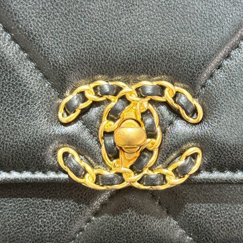 CHANEL經典19 WOC 晶片款-7