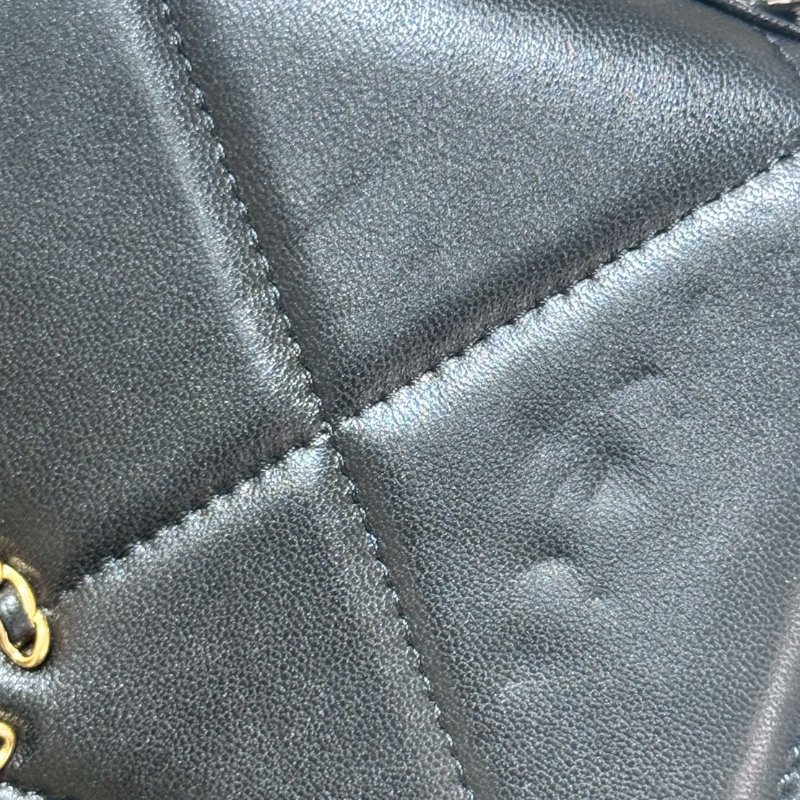 CHANEL經典19 WOC 晶片款-12