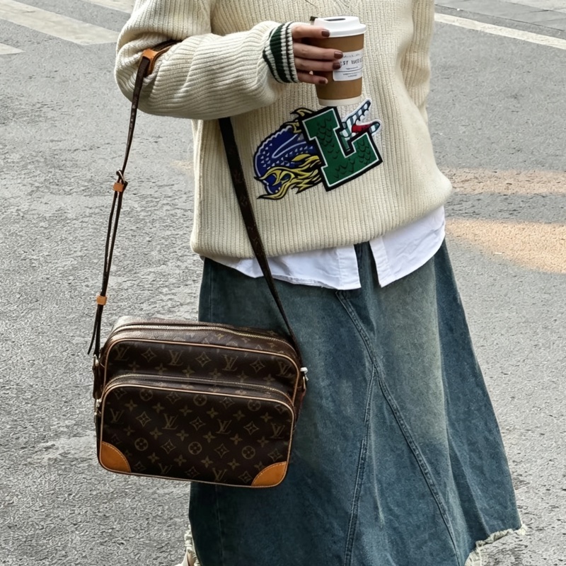 LouisVuitton路易威登經典老花橫版雙層相機包👨‍✈️-6