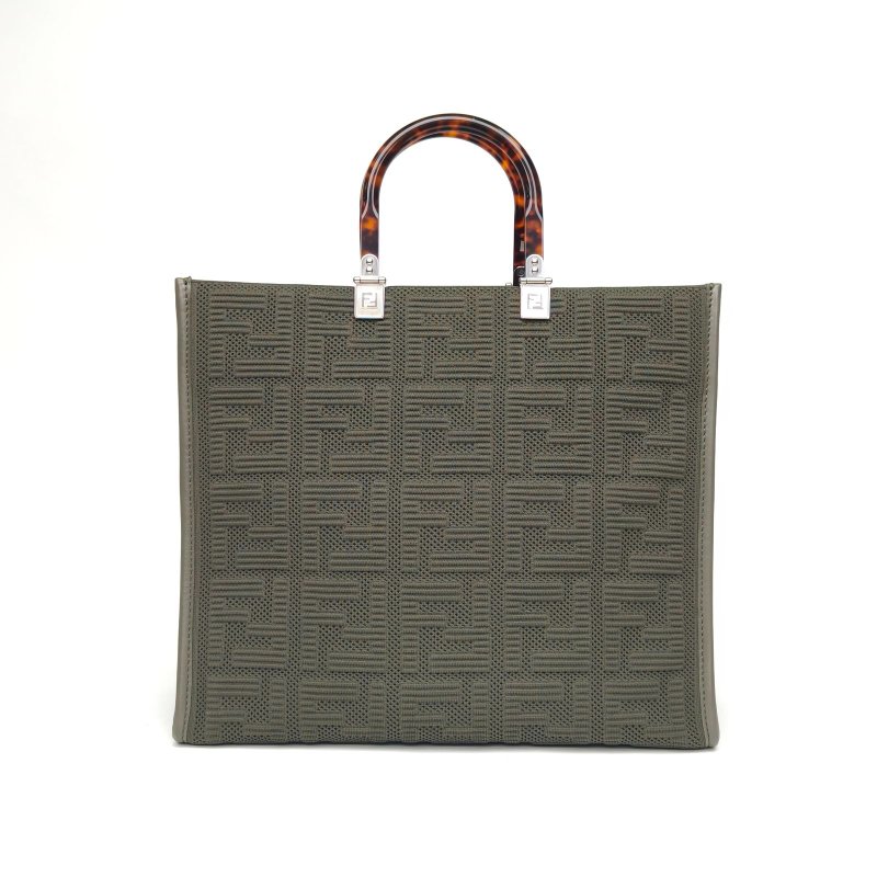 FENDI 綠色帆布卡戴珊聯名膠囊系列Sunshinetote肩背包-2