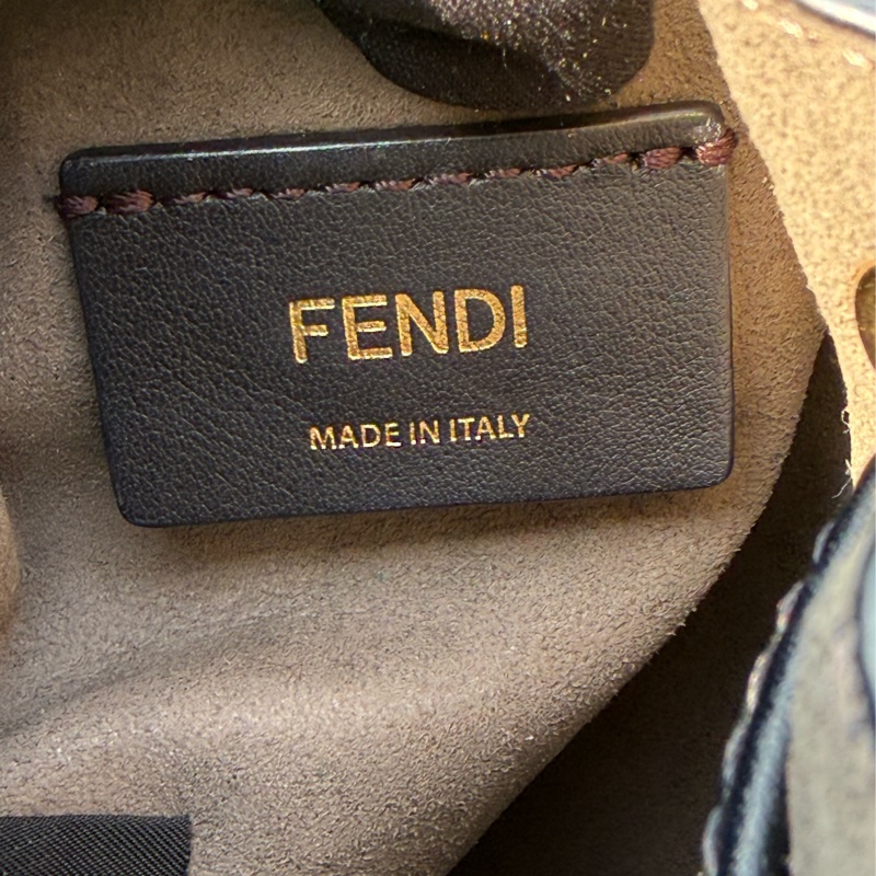 二手Fendi咖啡色Mon Tresor滿版logo手提mini 水桶包-13