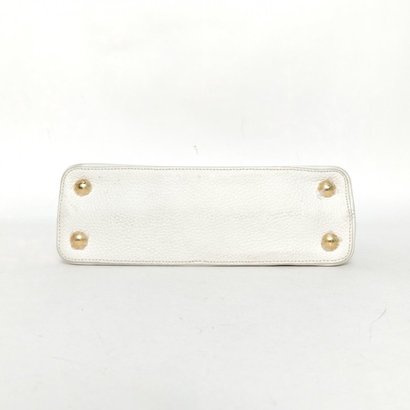 LOUIS VUITTON CapucinesBB27白色牛皮琺瑯扣晶片肩背包-4