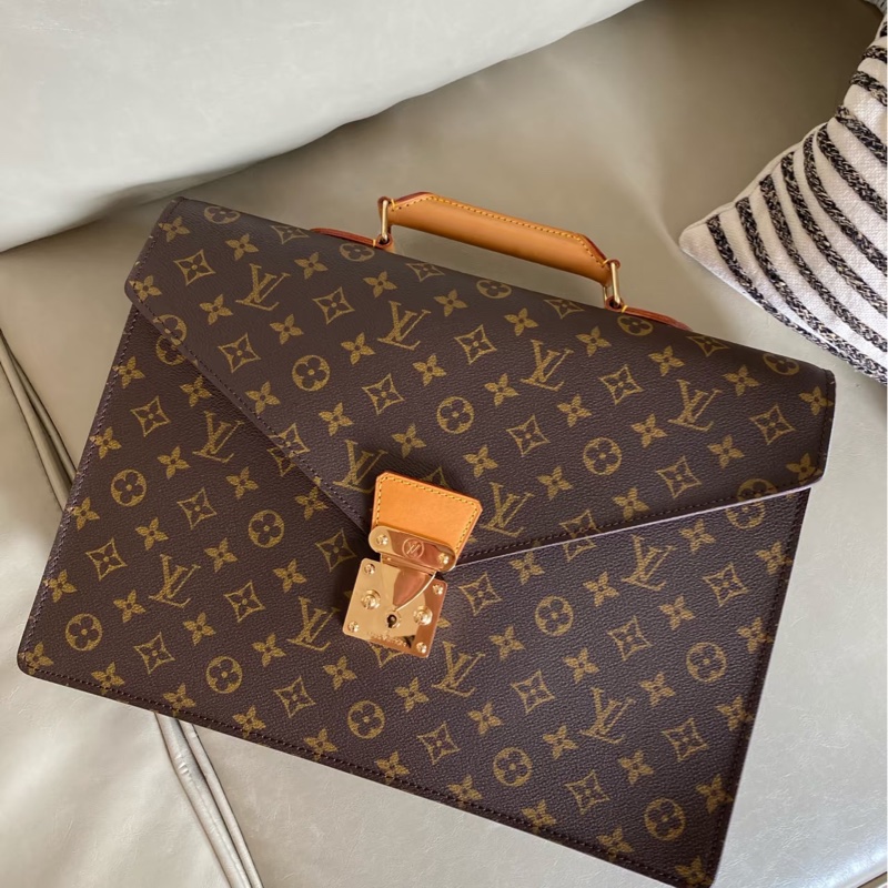 Louis Vuitton • 經典老花公文包-3