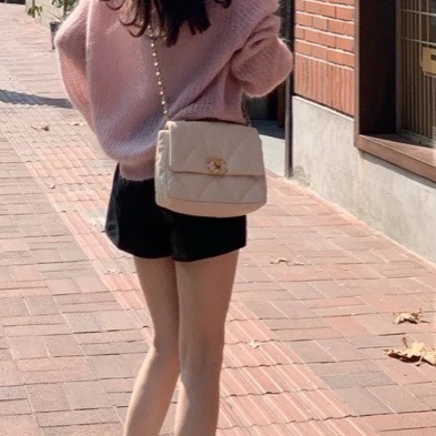 香奈兒Chanel 19bag 鐳射30開 附件：卡 防塵袋，尺寸26*16