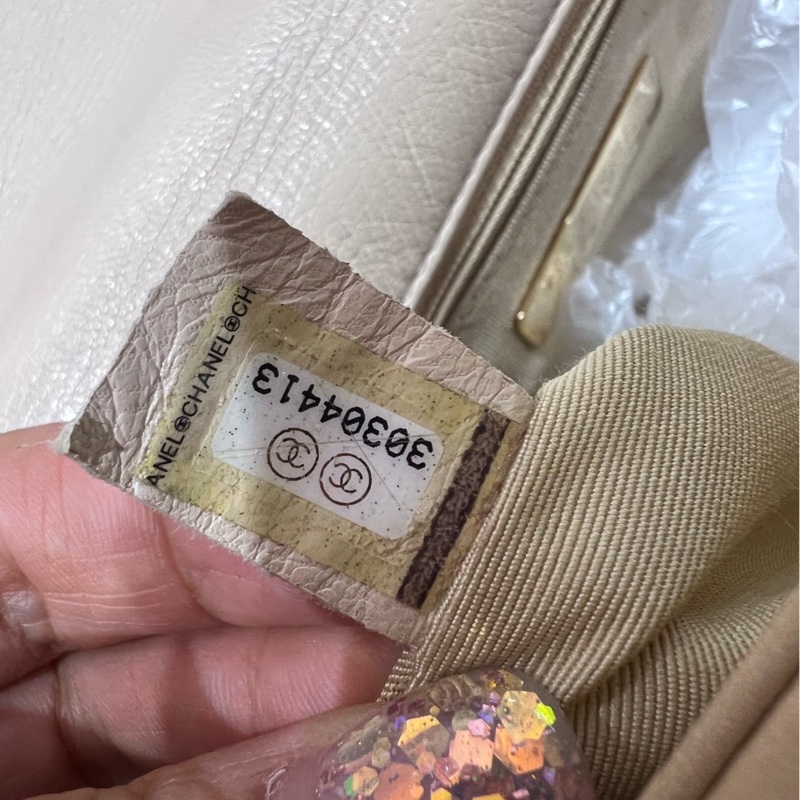 香奈兒Chanel 19bag 鐳射30開 附件：卡 防塵袋，尺寸26*16-8