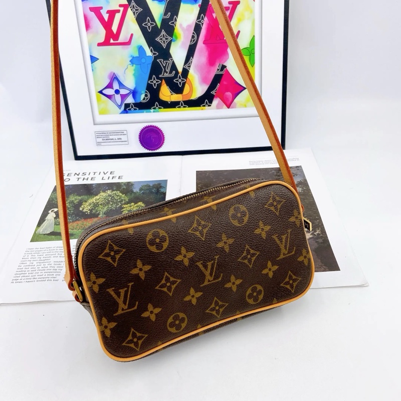 Louis Vuitton • 經典老花開口笑腋下包 小號-5
