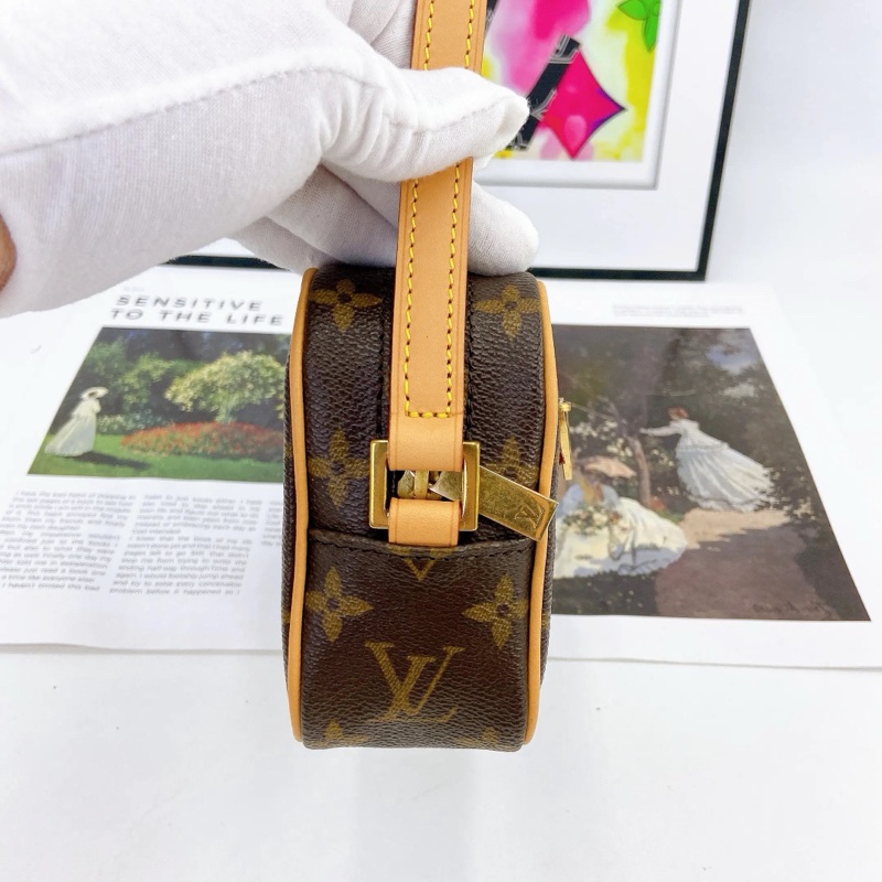 Louis Vuitton • 經典老花開口笑腋下包 小號-7