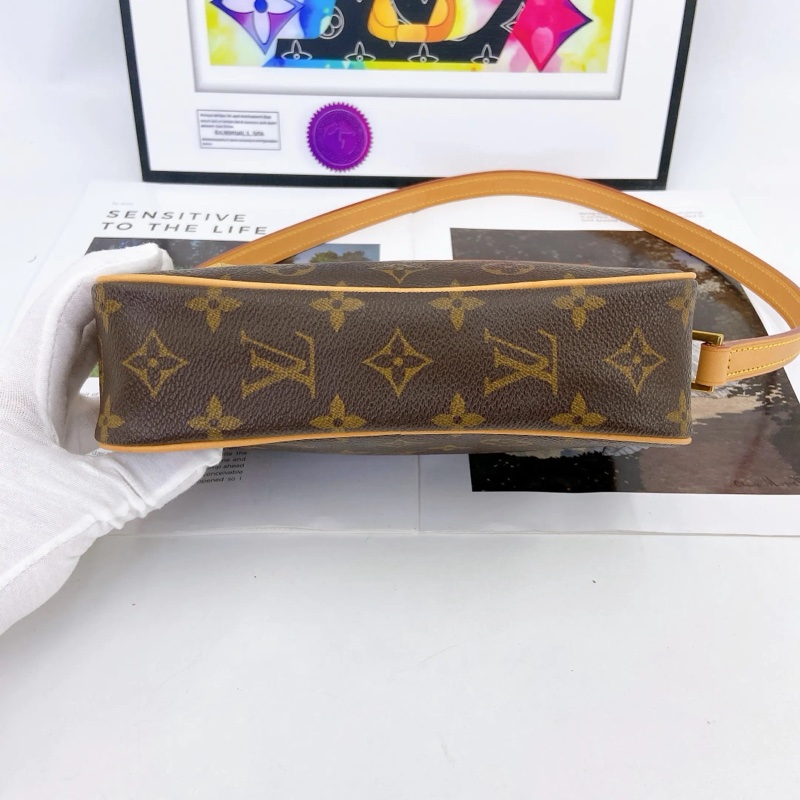 Louis Vuitton • 經典老花開口笑腋下包 小號-8