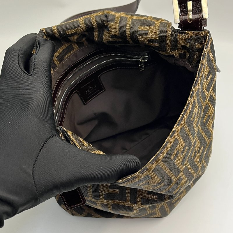 🏷Fendi單肩包-7