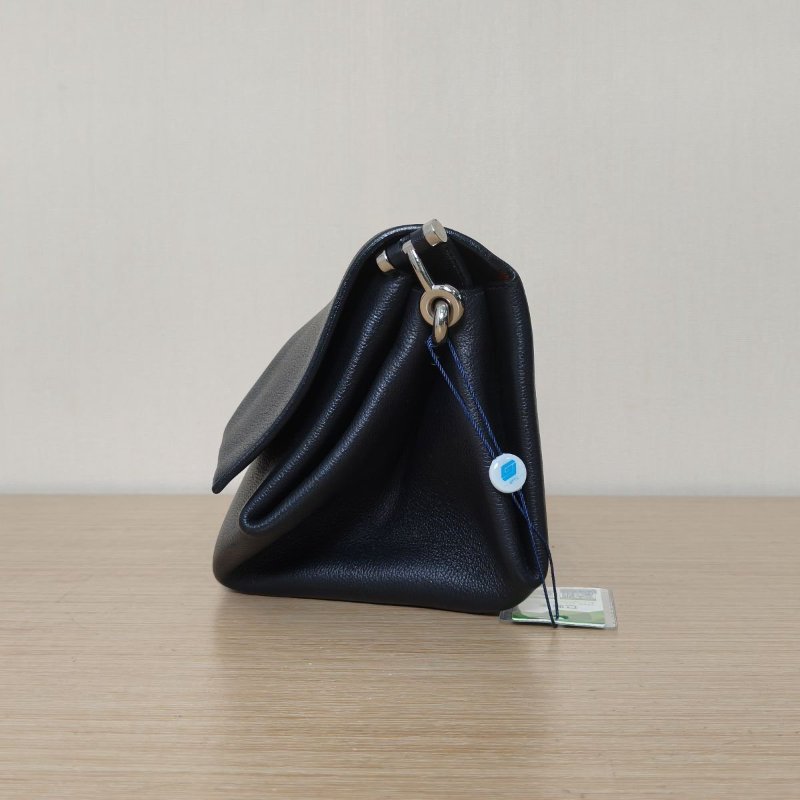 HERMES Opli28火焰橙拼2Z午夜藍TN皮C刻銀扣肩背包-3