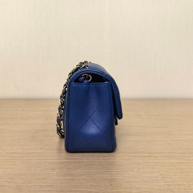 CHANEL CF口蓋包大Mini20藍色羊皮24開金扣肩背包-3