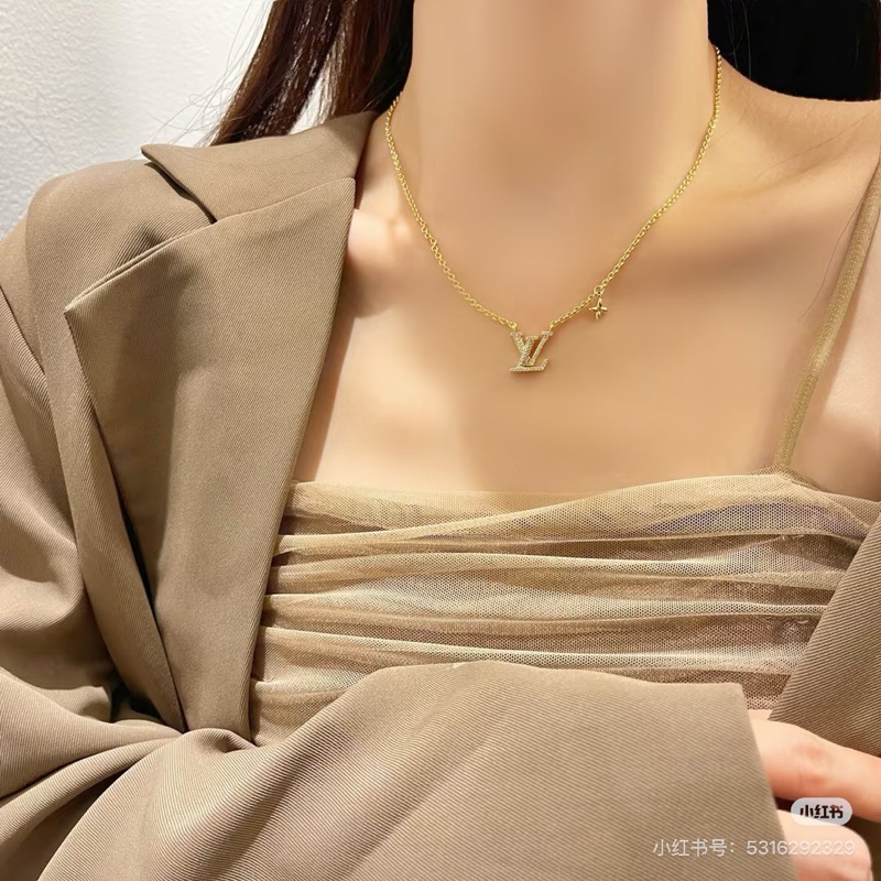 全新LV lconic金色字母水鑽項鍊M00596-13