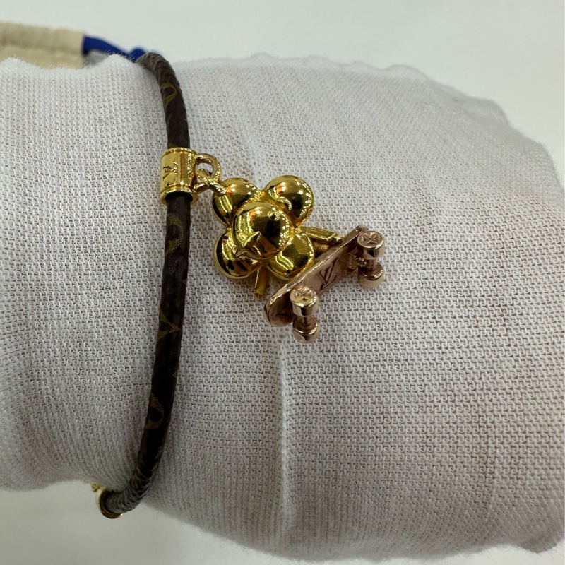 LV 最新滑板太陽花男女同款手鍊-4