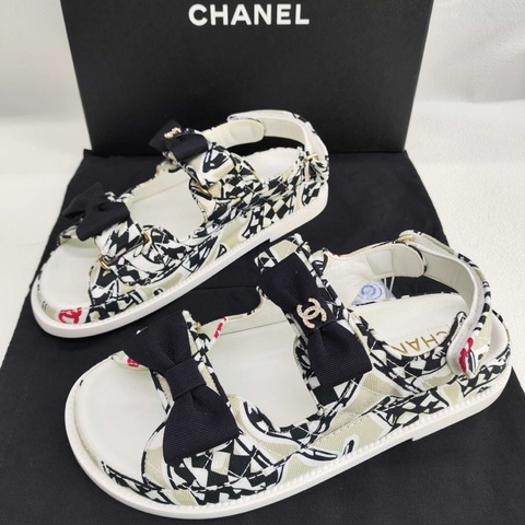 閒置新未使用Chanel香奈兒 水鑽雙c二舅涼鞋36.5碼