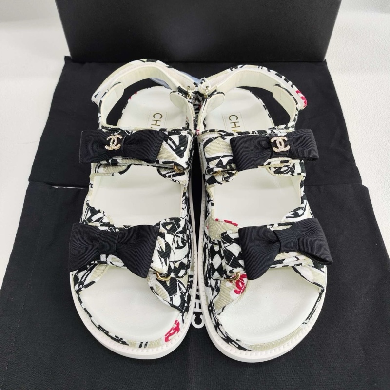 閒置新未使用Chanel香奈兒 水鑽雙c二舅涼鞋36.5碼-1