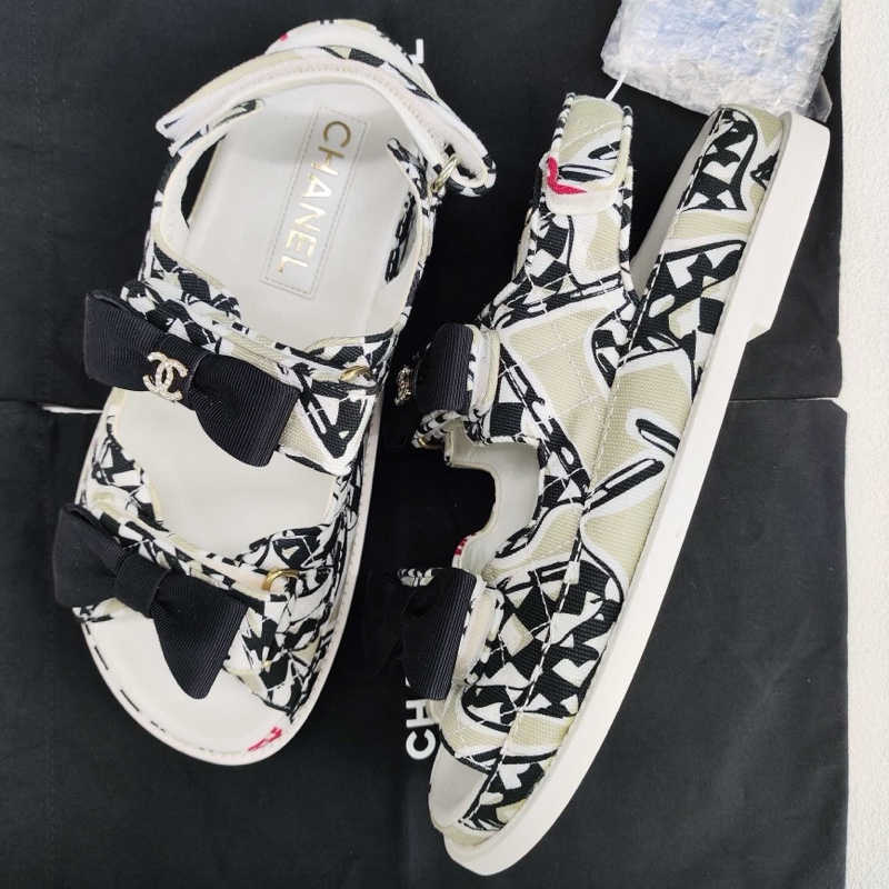 閒置新未使用Chanel香奈兒 水鑽雙c二舅涼鞋36.5碼-7