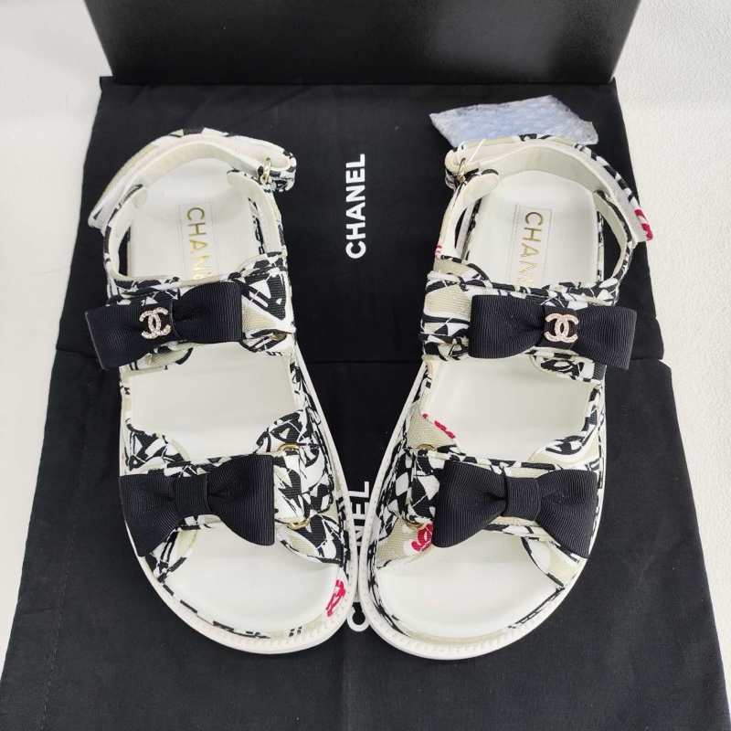 閒置新未使用Chanel香奈兒 水鑽雙c二舅涼鞋36.5碼-8