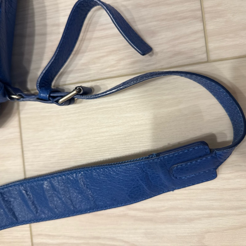 Balenciga 藍色後背包-15