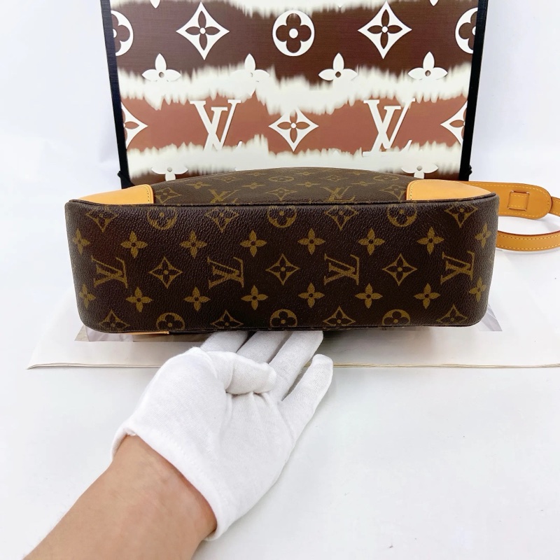 Louis Vuitton • 經典老花牛角包-5