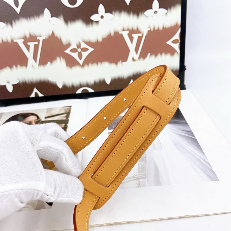 Louis Vuitton • 經典老花牛角包-6