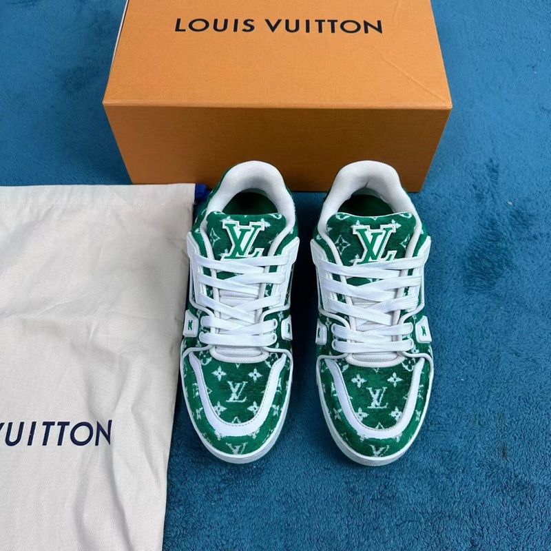 LV路易威登 trainer 毛絨滿印低幫板鞋 綠白色 37.5碼-0