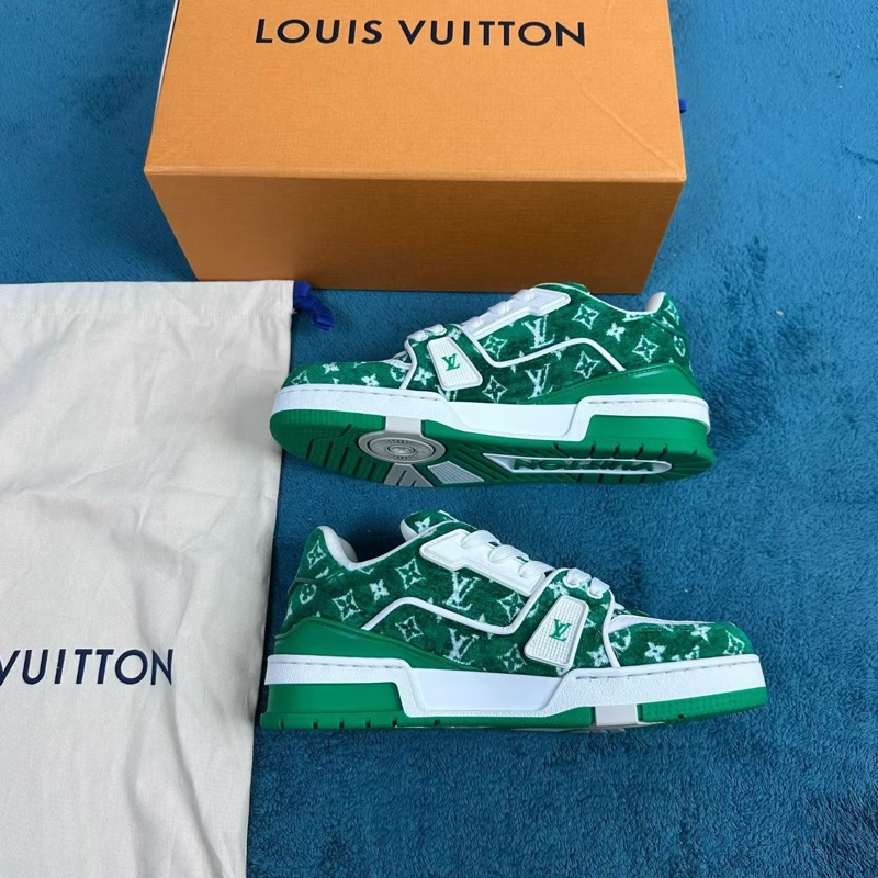 LV路易威登 trainer 毛絨滿印低幫板鞋 綠白色 37.5碼-2