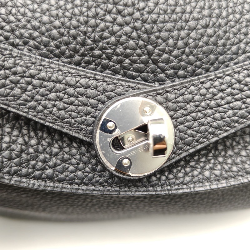 HERMES Lindy30黑色TC皮C刻銀扣-4