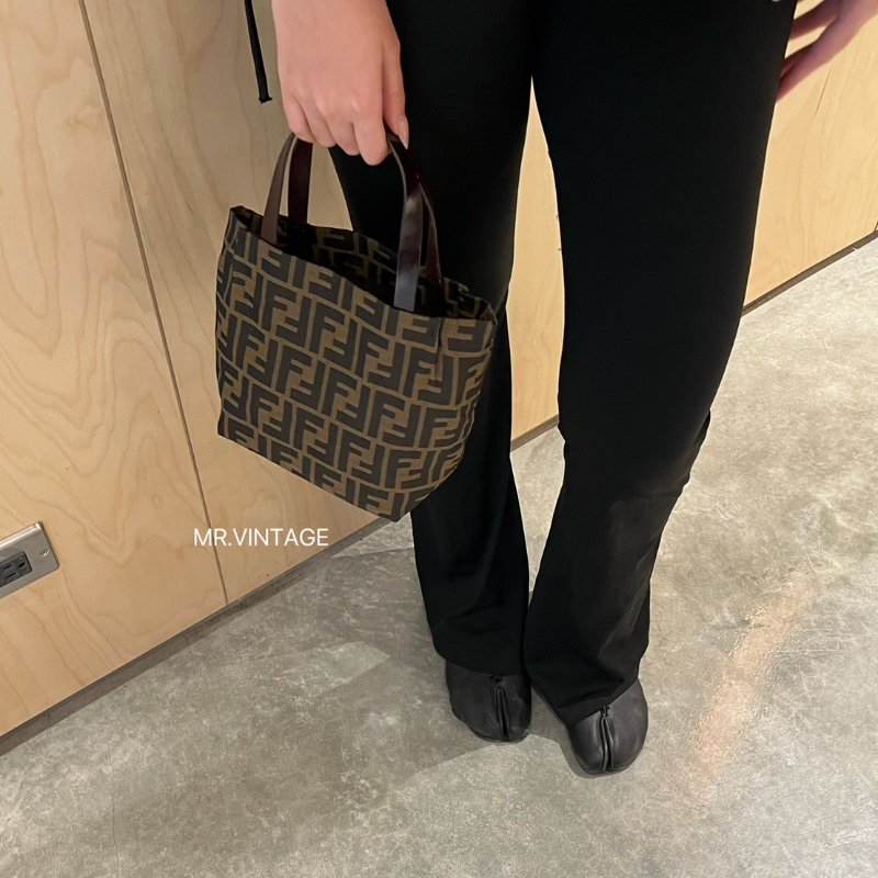 🏷Fendi小托特-1