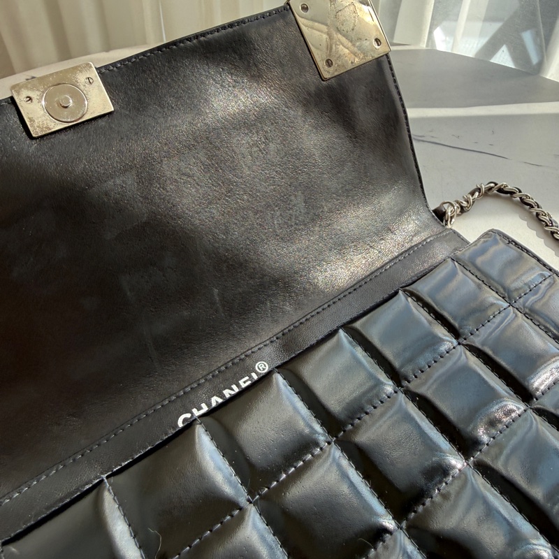 Chanel漆皮晚宴包肩背包-13