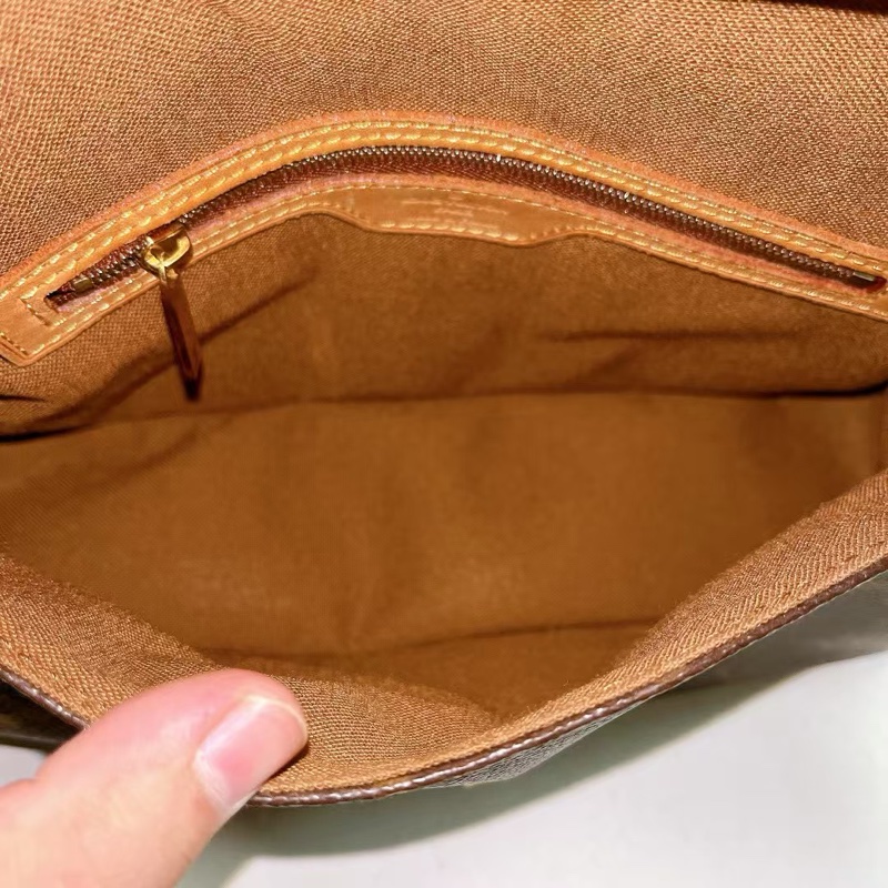 Louis Vuitton • Looping 經典老花翻蓋腋下包 小號-11