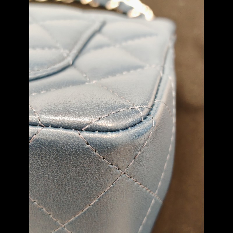 Chanel Classic flap mini-9