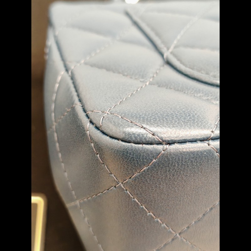 Chanel Classic flap mini-10