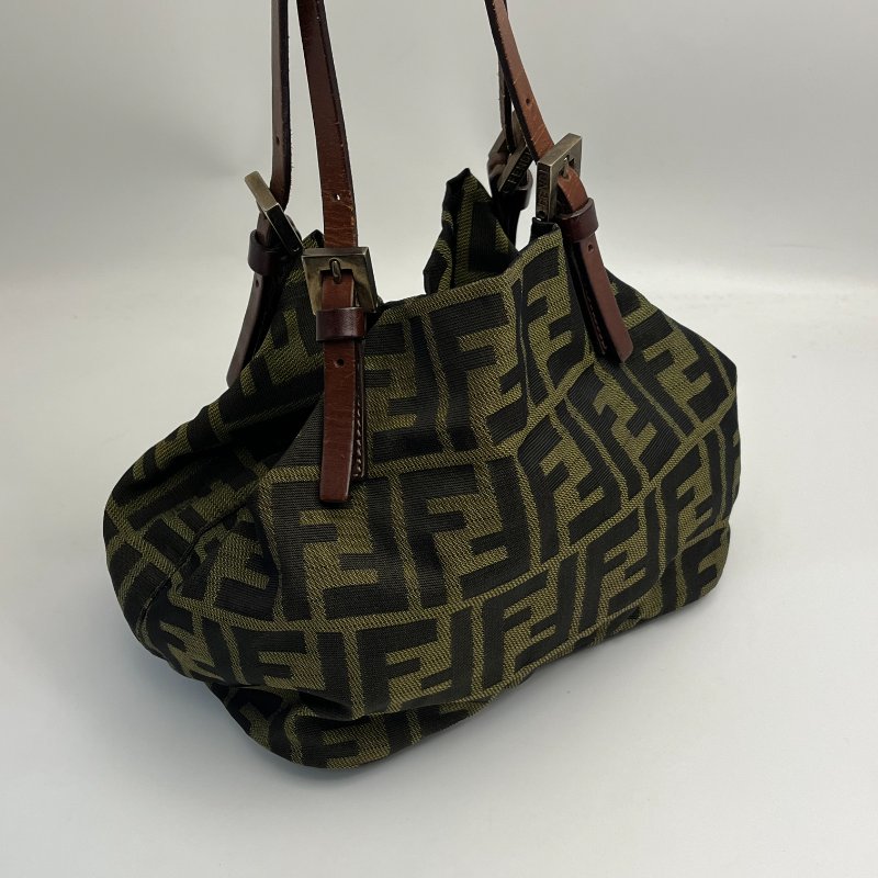 🏷Fendi迷你便當盒包-4