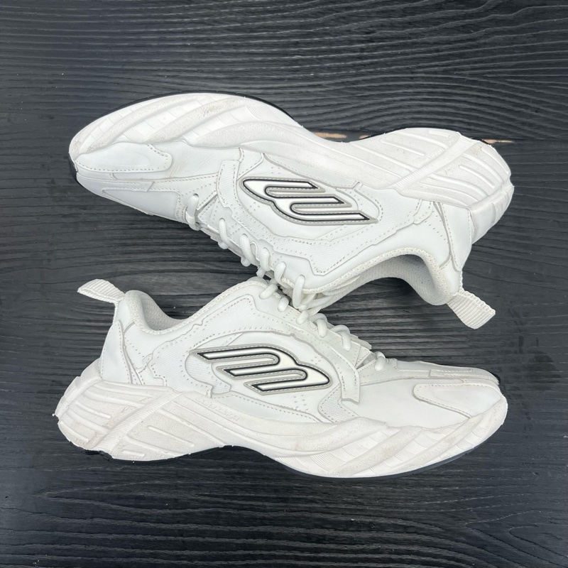 Balenciaga巴黎世家 monday 白 碼數 39 碼-6