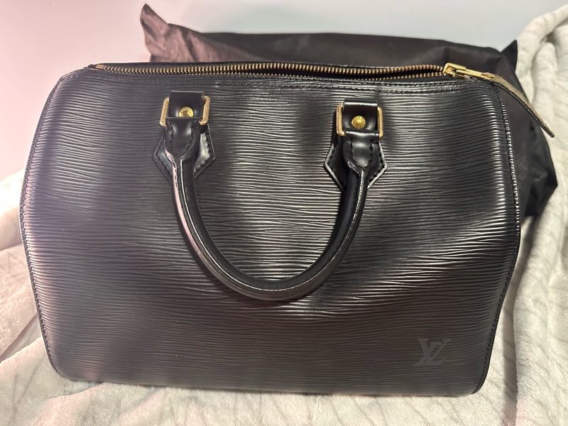 LV黑色epi 水波紋 speedy 25-0