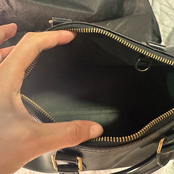 LV黑色epi 水波紋 speedy 25-9