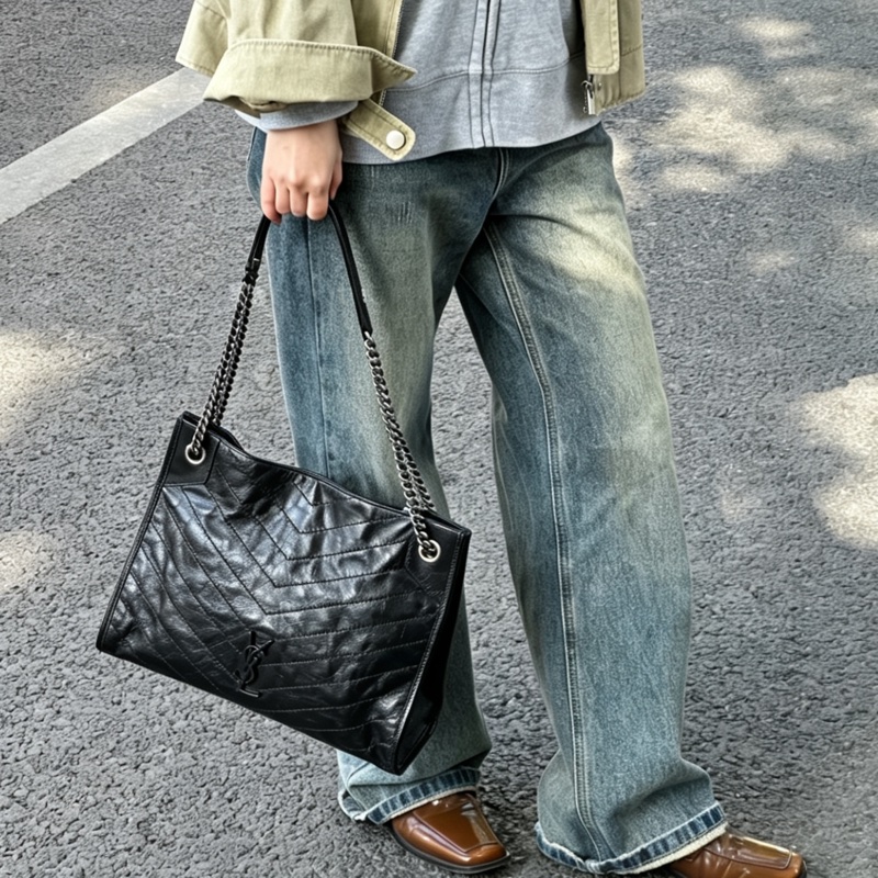 YSL聖羅蘭黑色油蠟皮Niki shopping bag中號托特包單肩手提包-39