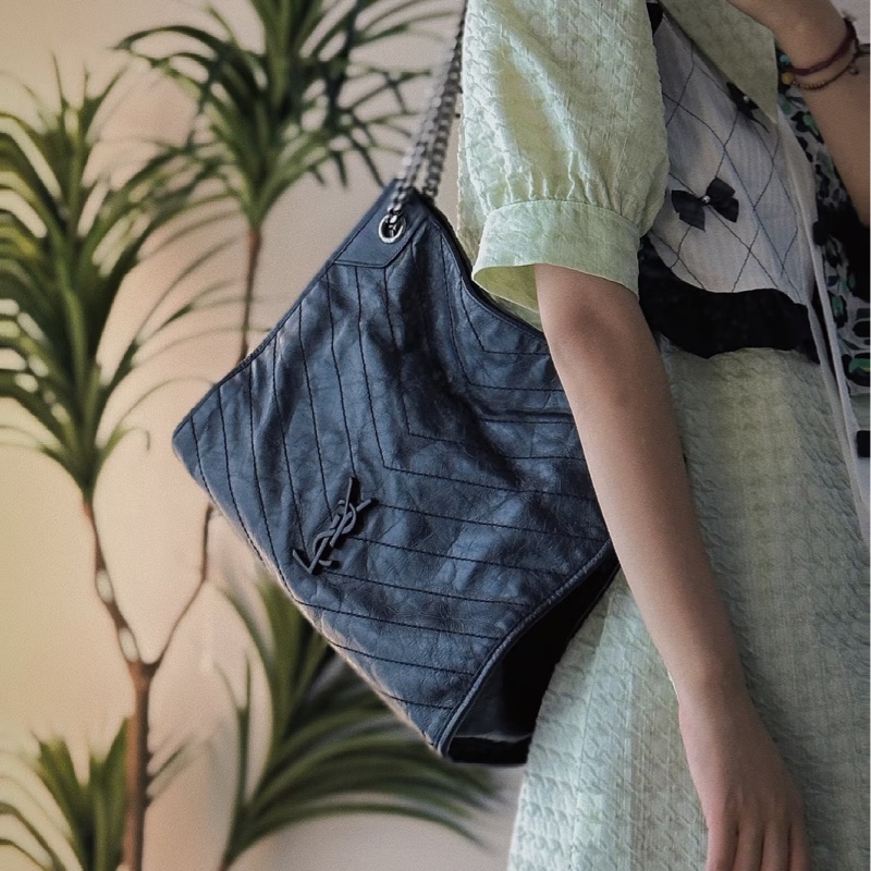 YSL聖羅蘭黑色油蠟皮Niki shopping bag中號托特包單肩手提包-43