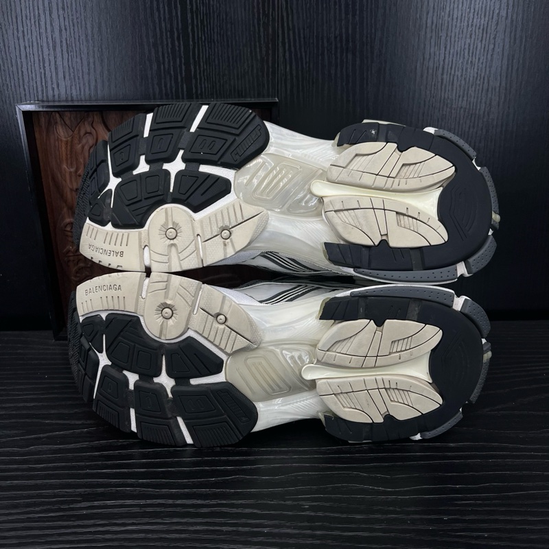 Balenciaga巴黎世家 runner 黑白灰 40 碼-3