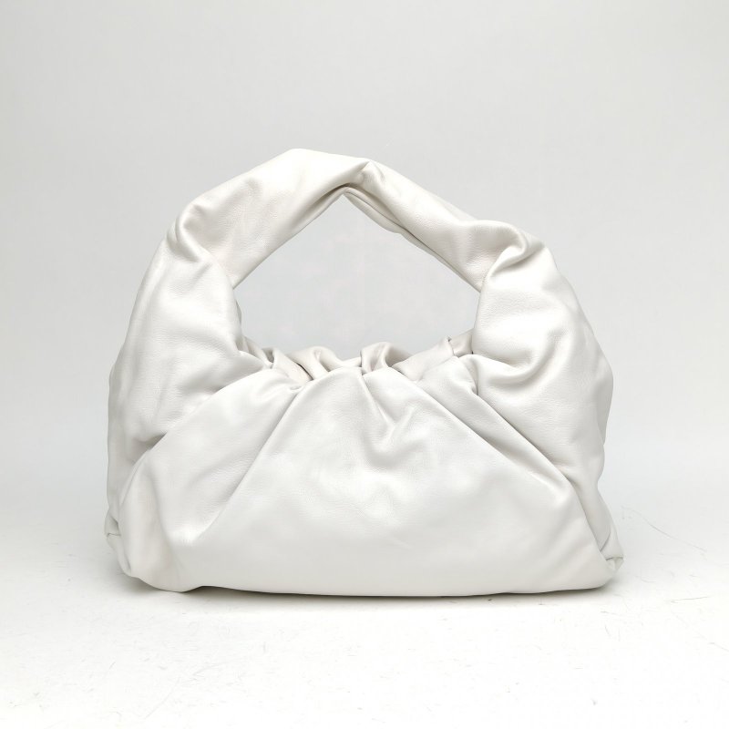 BOTTEGA VENETA Pouch雲朵包Shoulder中號36白色牛皮肩背包-2