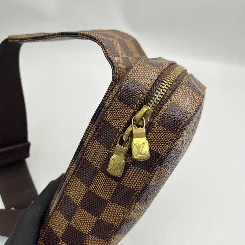 🏷Louis vuitton胸包-3
