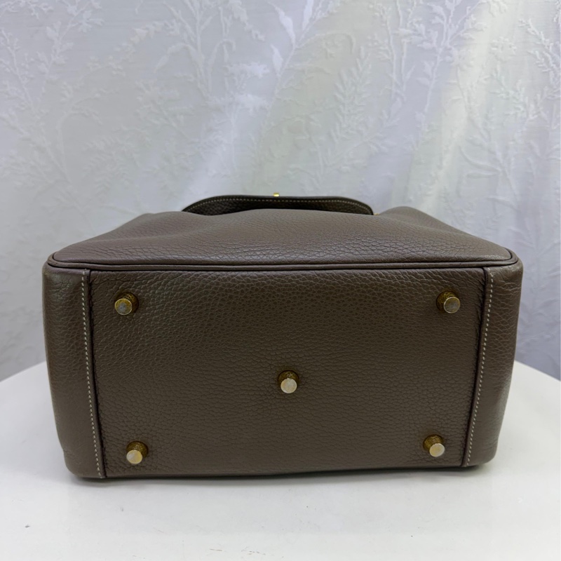 Hermes lindy bag-4