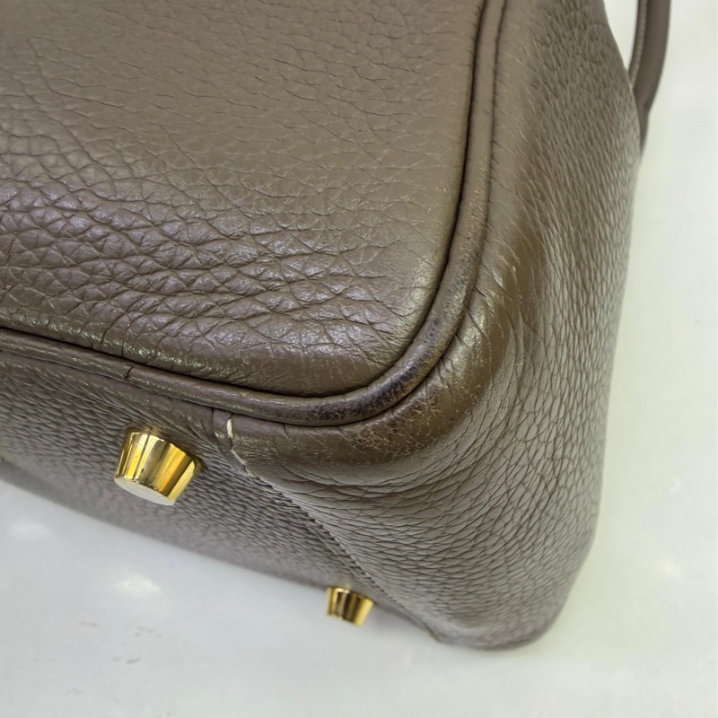 Hermes lindy bag-8