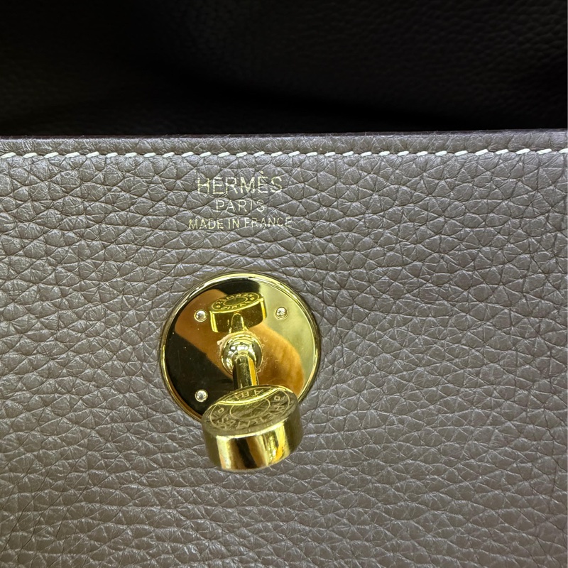 Hermes lindy bag-11