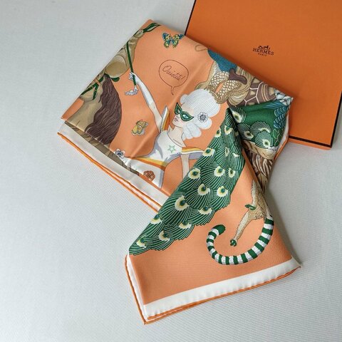 HERMES 全新Story馬戲團故事絲巾