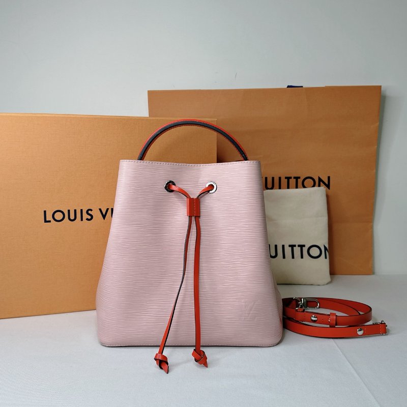 LV 粉色EPI水波紋水桶包-1