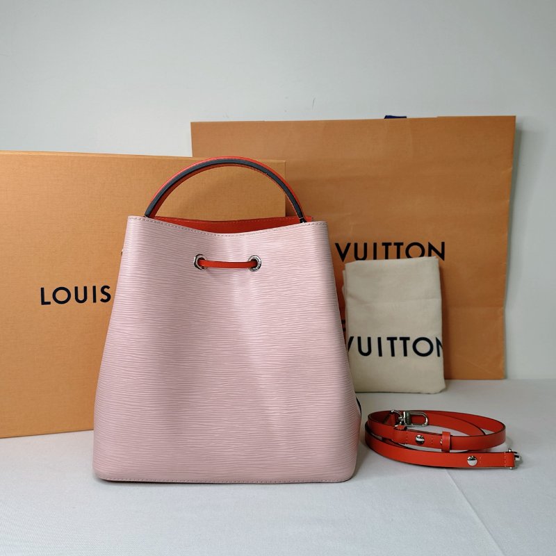 LV 粉色EPI水波紋水桶包-2