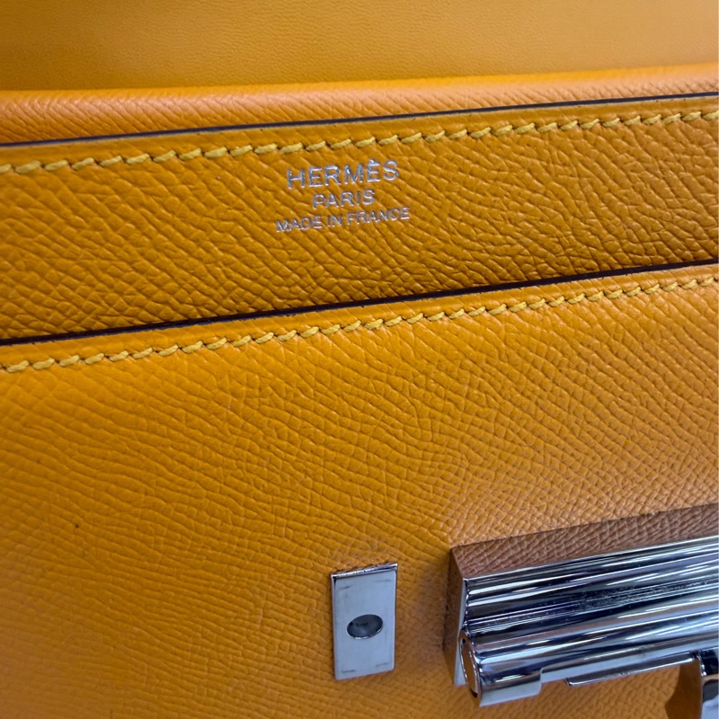 這款手袋是Hermès 的Verrou 21，採用了標誌性的門閂鎖-10